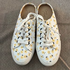 🌼Brand new Crown Vintage Daisy mule sneakers🌼
